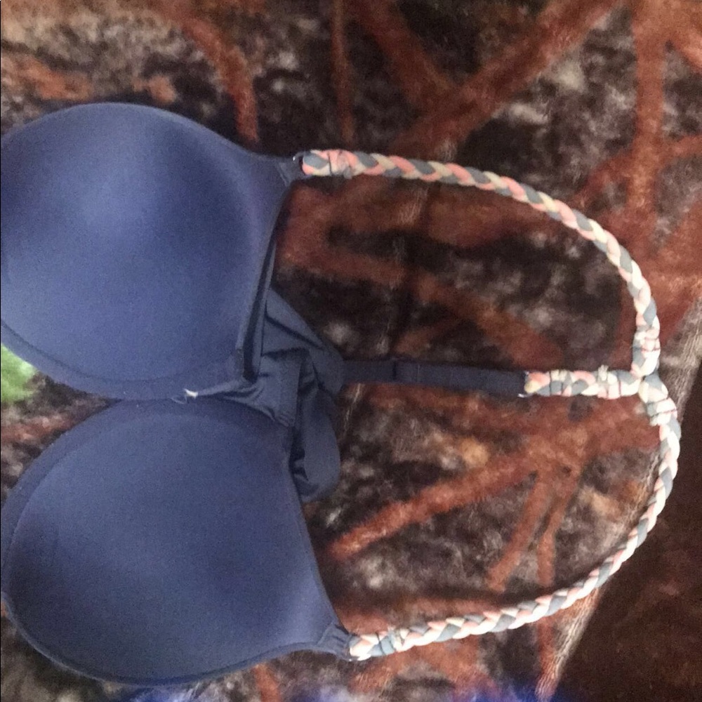 Pink Vs slight push up 34B